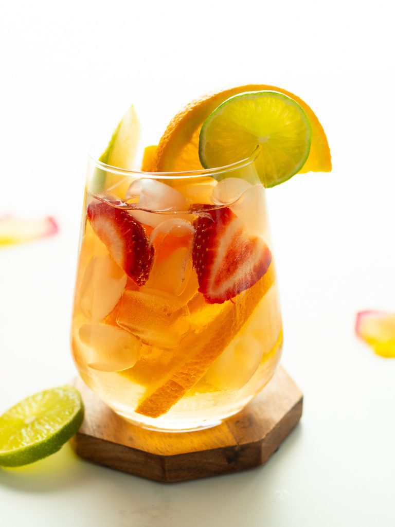 glass of sangria mocktail