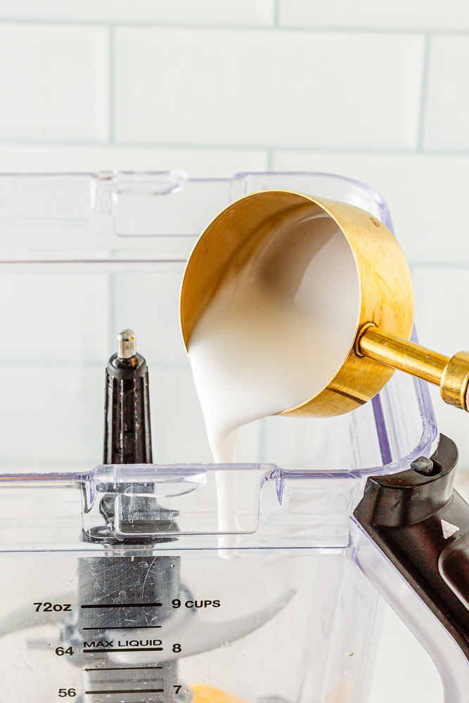 Coconut milk for mango mocktail