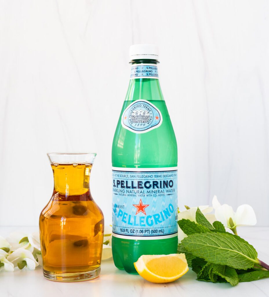 Ingredients for lemon mint mocktail 